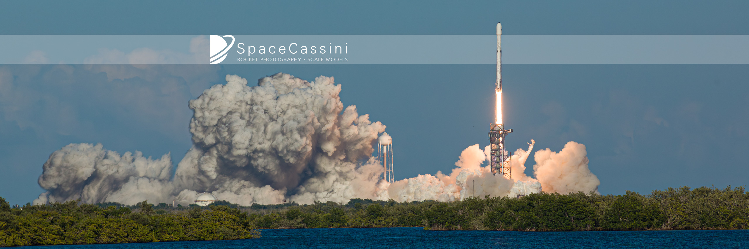 SpaceCassini - Rocket Photography & Scale Models